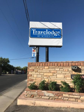  Travelodge by Wyndham Farmington  Фармингтон